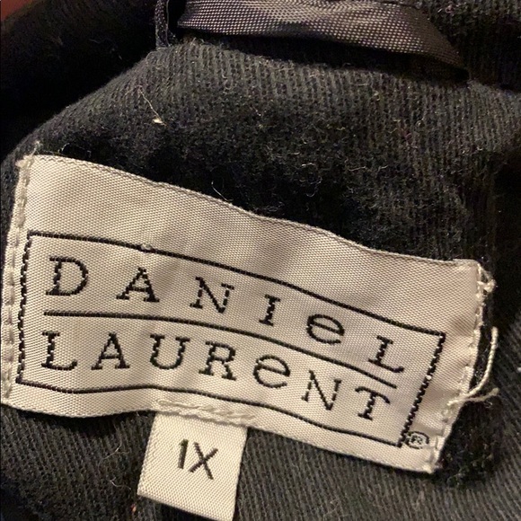 Daniel Laurent coat - Picture 3 of 3